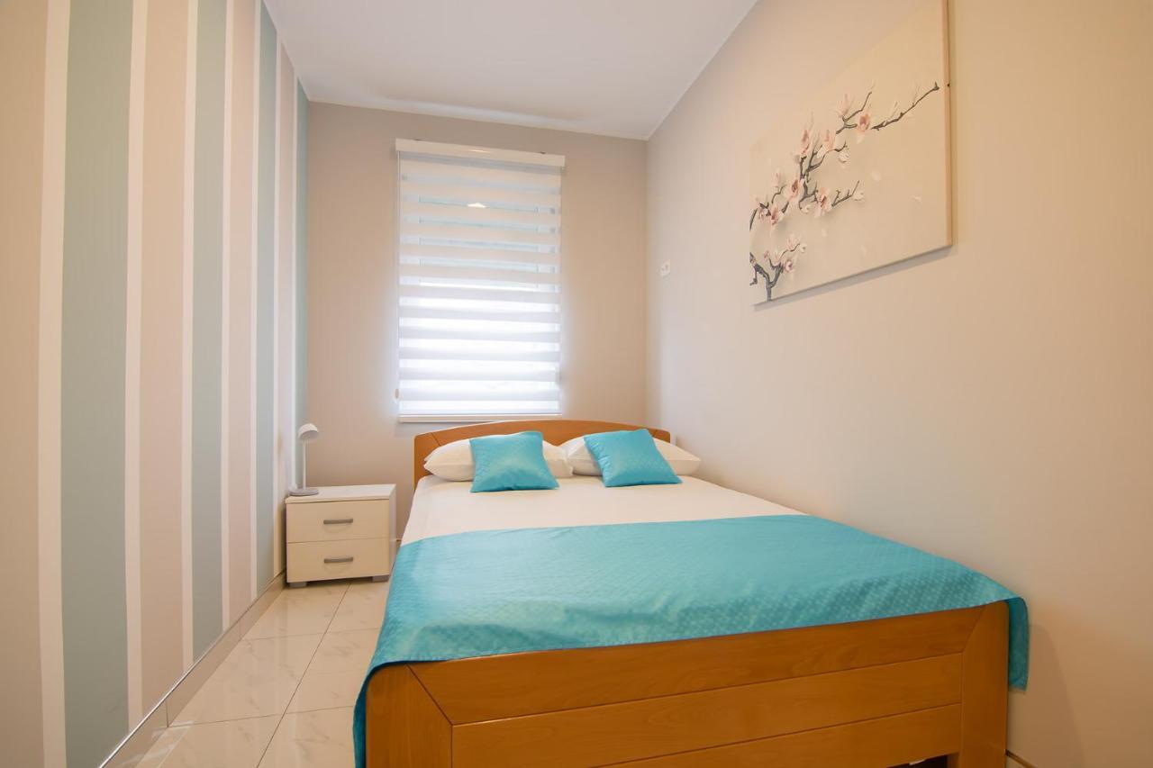 Jana Apartmani Belgrade Luaran gambar