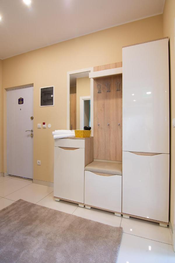 Jana Apartmani Belgrade Luaran gambar