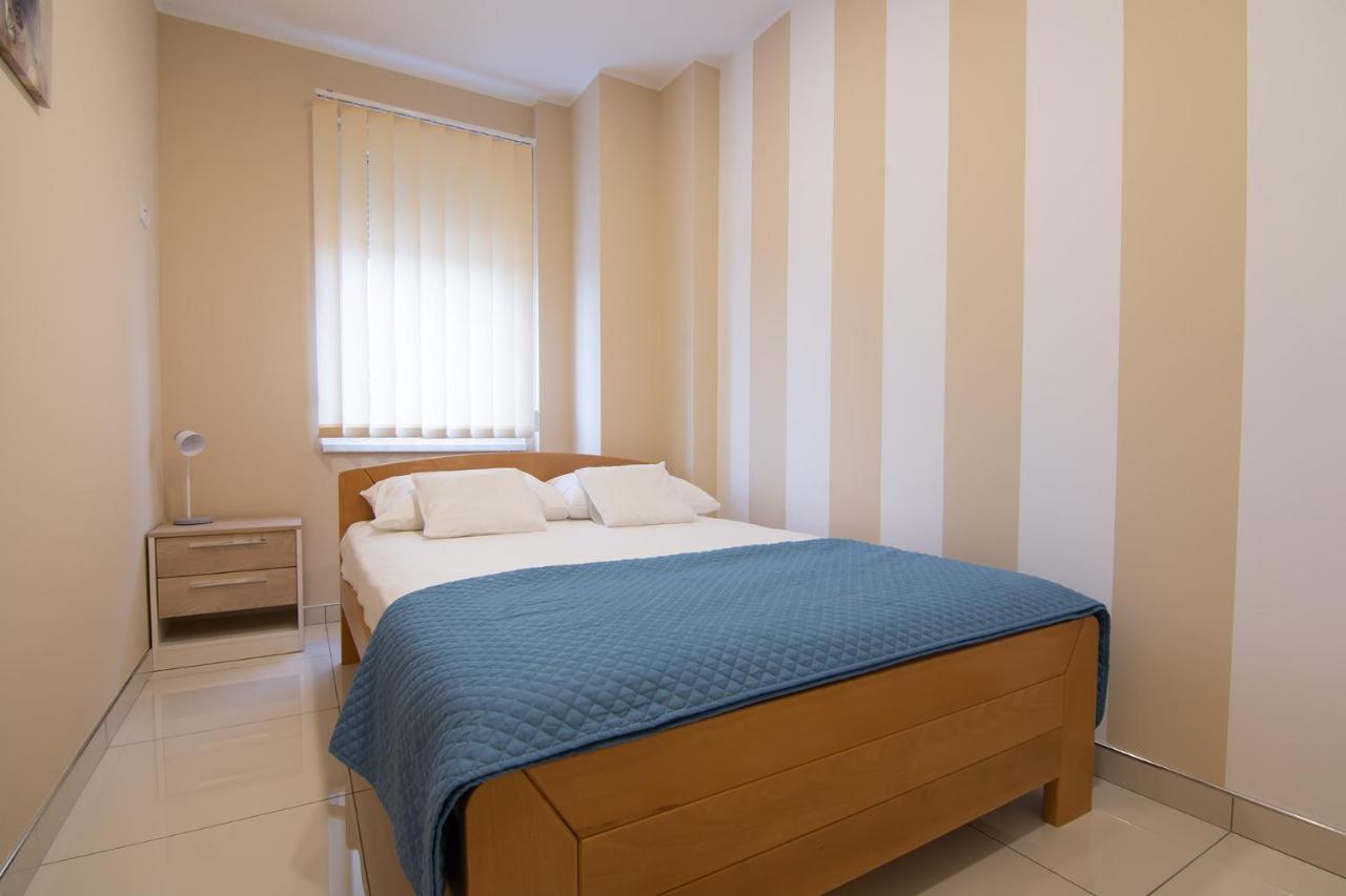 Jana Apartmani Belgrade Luaran gambar