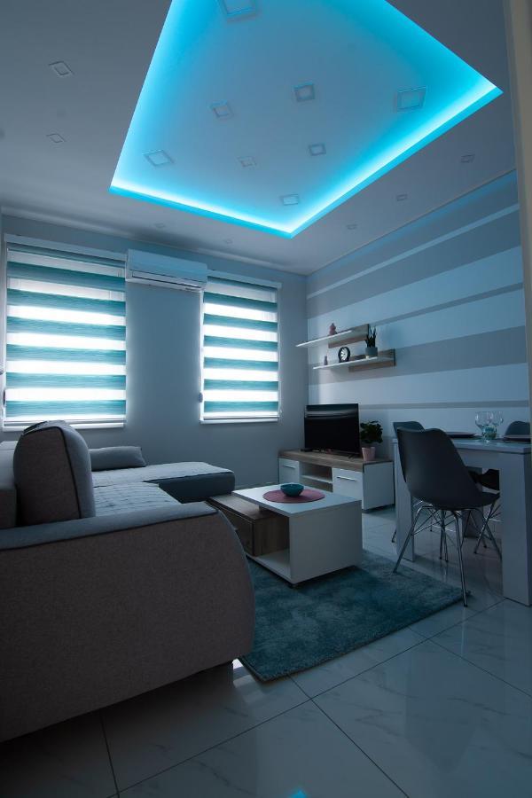 Jana Apartmani Belgrade Luaran gambar
