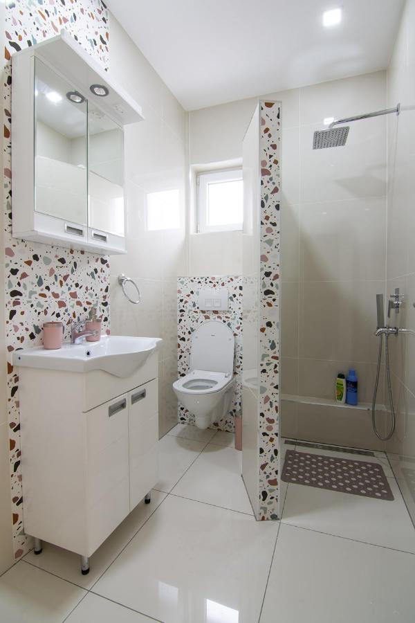 Jana Apartmani Belgrade Luaran gambar