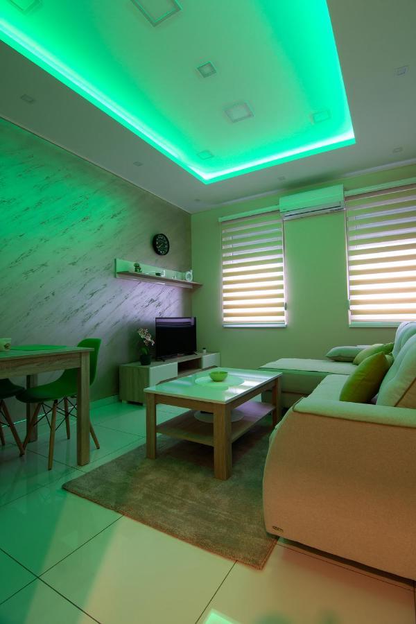 Jana Apartmani Belgrade Luaran gambar